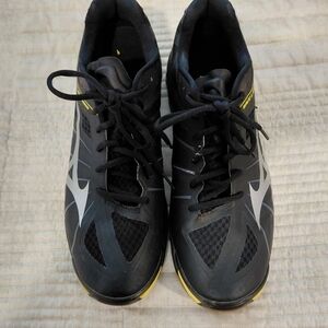 Mens Mizuno Wave Lightening Running Shoes Size 11.5